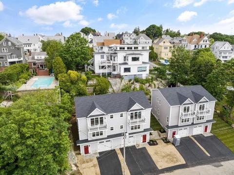 11 Blynman Ave #B, Gloucester, MA 01930 photo 2