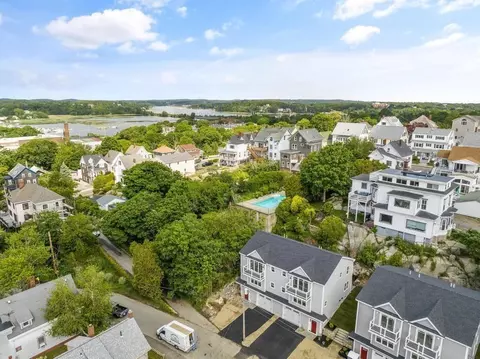 11 Blynman Ave #A, Gloucester, MA 01930 photo 3