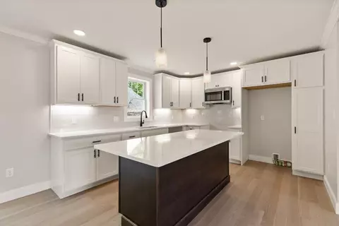 11 Blynman Ave #A, Gloucester, MA 01930 photo 8