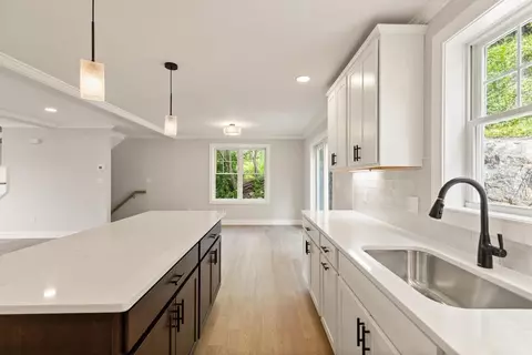 11 Blynman Ave #A, Gloucester, MA 01930 photo 10
