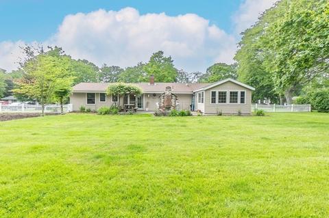 117 Burley St, Danvers, MA 01923