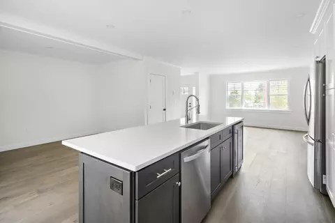 84 Eastern Ave #2, Gloucester, MA 01930 photo 9