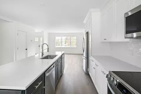 84 Eastern Ave #2, Gloucester, MA 01930 photo 8