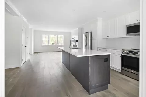 84 Eastern Ave #2, Gloucester, MA 01930 photo 11