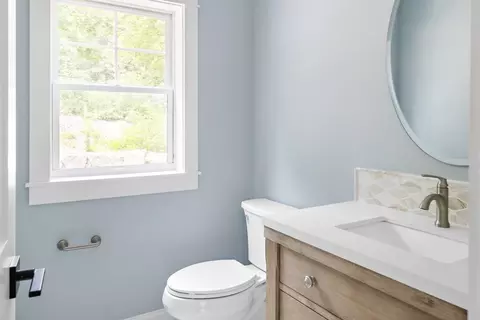 84 Eastern Ave #2, Gloucester, MA 01930 photo 13