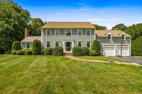 65 Autumn Ln, Hanover, MA 02339