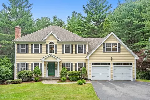 16 Buehler Rd, Bedford, MA 01730