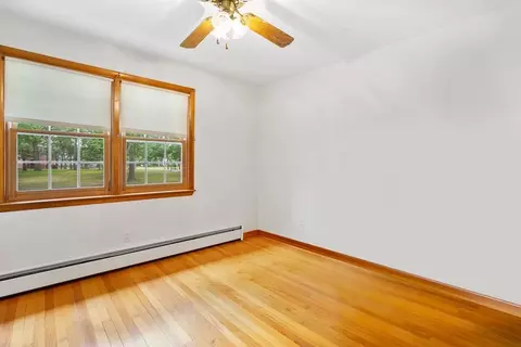 17 Peter St, Chicopee, MA 01020 photo 11