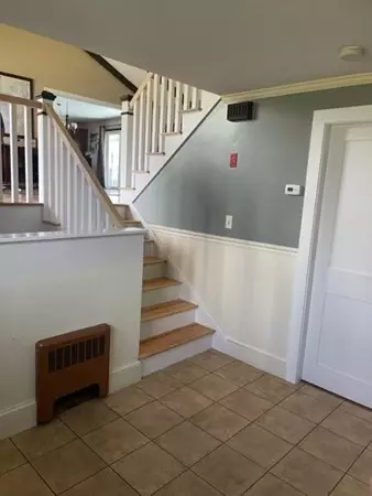 11 Babbitt St, Fairhaven, MA 02719 photo 2