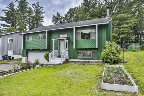 21 Westgate Xing, Nashua, NH 03062