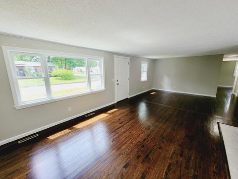 139 Maybrook Rd, Springfield, MA 01129 photo 9
