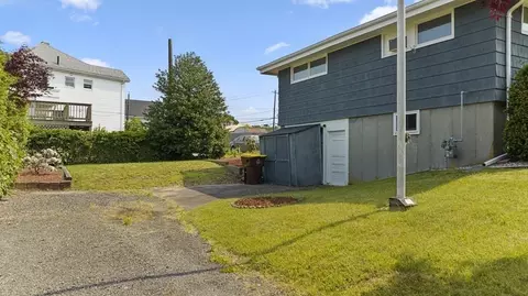 382 America St, Fall River, MA 02721 photo 5