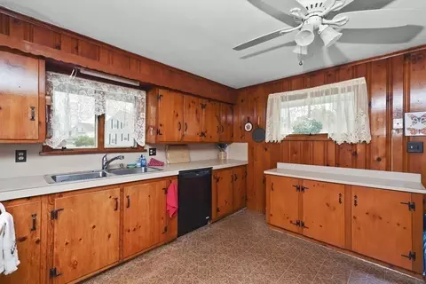 382 America St, Fall River, MA 02721 photo 18