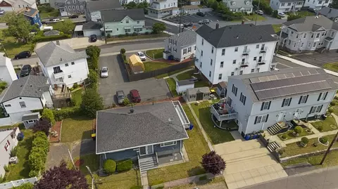 382 America St, Fall River, MA 02721 photo 9
