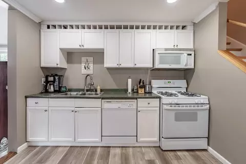 856 E Mountain Rd, Westfield, MA 01085 photo 14