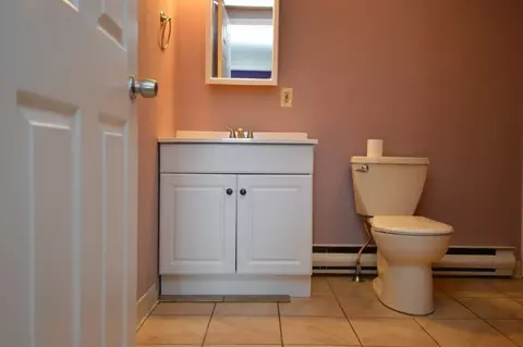 7 Main St, Blackstone, MA 01504 photo 5