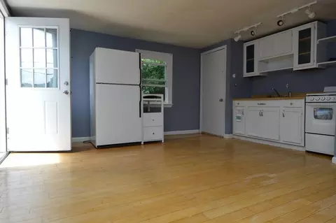 7 Main St, Blackstone, MA 01504 photo 2
