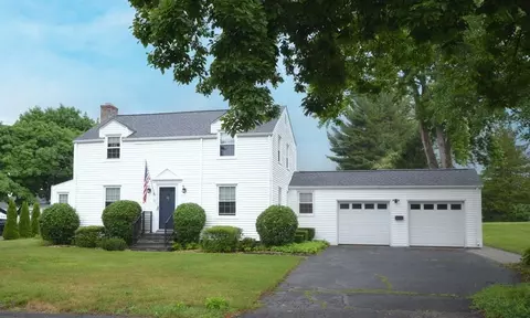 31 Brattle St, Worcester, MA 01606 photo 1