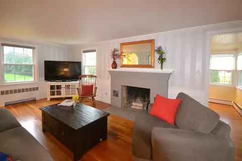 31 Brattle St, Worcester, MA 01606 photo 5