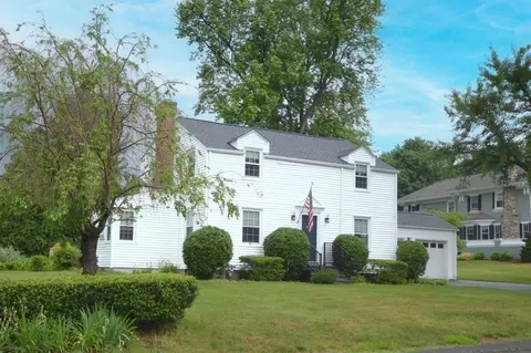 31 Brattle St, Worcester, MA 01606 photo 2