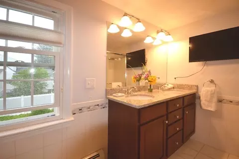 31 Brattle St, Worcester, MA 01606 photo 30
