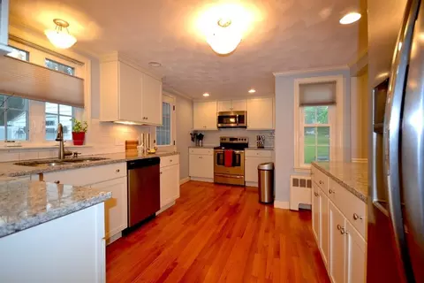 31 Brattle St, Worcester, MA 01606 photo 10