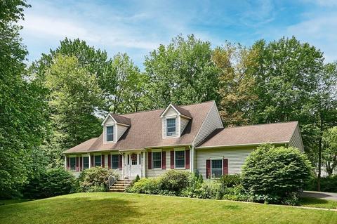 12 Poets Corner Rd, Amherst, MA 01002