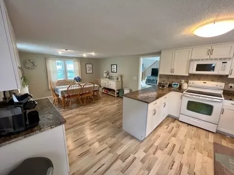 130 Longview Dr, Barnstable, MA 02632 photo 9
