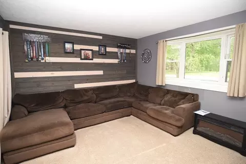 146 Summer St, Danvers, MA 01923 photo 10