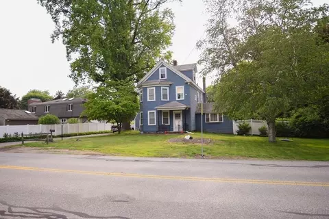 146 Summer St, Danvers, MA 01923 photo 2