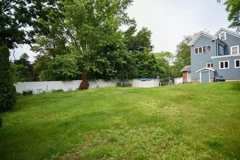 146 Summer St, Danvers, MA 01923 photo 4