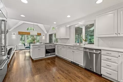 255 Westerly Rd, Weston, MA 02493 photo 9