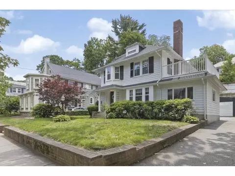 230 Clark Rd, Brookline, MA 02445