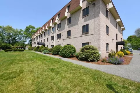 103 Grove St #333, Rockland, MA 02370