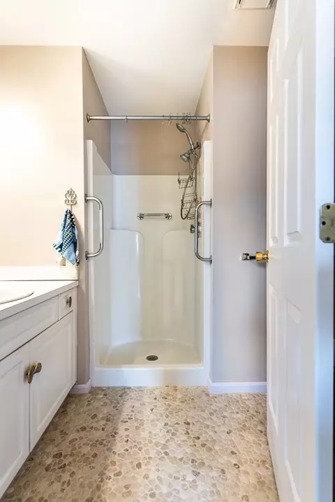 700 Shore Dr #1002, Fall River, MA 02721 photo 17