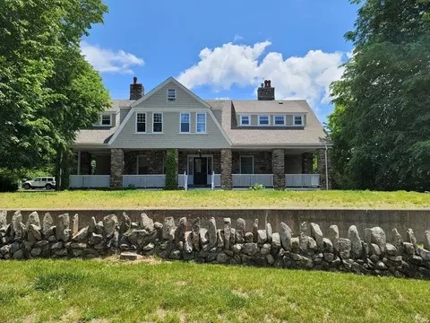 163 South St #D, Rockport, MA 01966