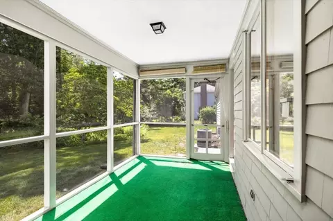 9 Craig Ln, Hingham, MA 02043 photo 11