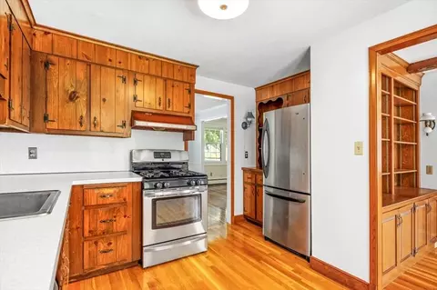 9 Craig Ln, Hingham, MA 02043 photo 12