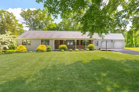 9 Craig Ln, Hingham, MA 02043 photo 1