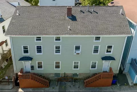 129 Branch St, Fall River, MA 02721
