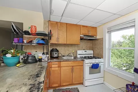 129 Branch St, Fall River, MA 02721 photo 8