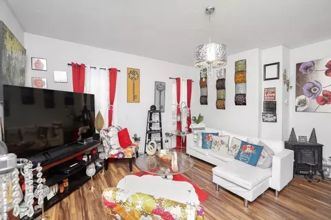 129 Branch St, Fall River, MA 02721 photo 3