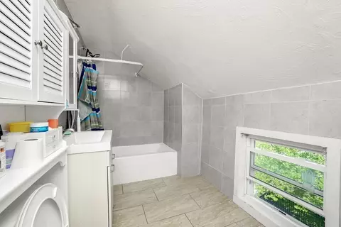 129 Branch St, Fall River, MA 02721 photo 10