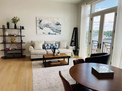 10 Shipyard Dr #514, Hingham, MA 02043