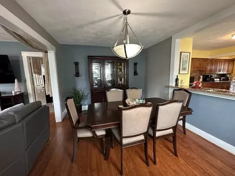 85-87 Windemere St, Springfield, MA 01104 photo 6