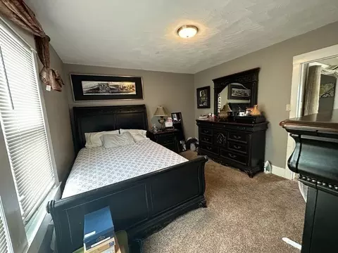 85-87 Windemere St, Springfield, MA 01104 photo 9