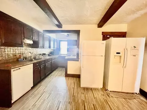85-87 Windemere St, Springfield, MA 01104 photo 16