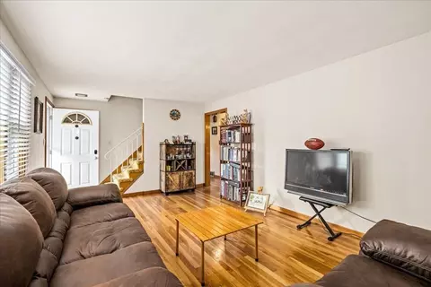 175 Clark St, Worcester, MA 01606 photo 5
