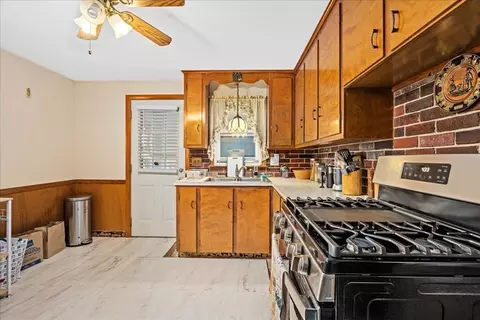 175 Clark St, Worcester, MA 01606 photo 6