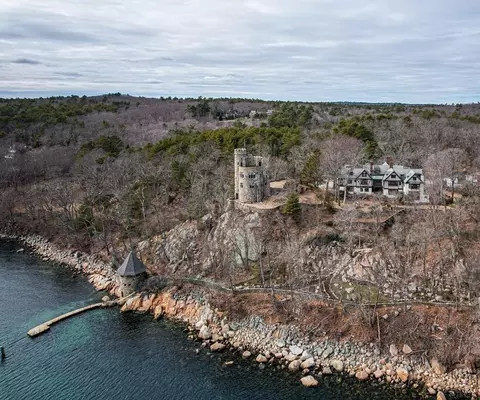190 Western Ave, Gloucester, MA 01930